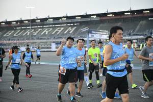 BIB: 1042, 1518, 180, 801
                            <button type="button" onclick="openModal(10725749)" class="btn btn-primary btn-sm float-right btn-popup" data-toggle="modal" data-target=".modal-high-quality">
                        <i class="fas fa-shopping-cart"></i> Add to Cart
                    </button>
                                            <button type="button" onclick="isThisMe(10725749, true)" class="btn btn-success btn-sm float-right btn-popup btn-isme hidden" data-toggle="tooltip" data-placement="bottom" title="นี่คือรูปของคุณใช่ไหม คลิกที่นี่เพื่อเอาเข้าอัลบั้ม">
                        <i class="fas fa-plus"></i> Add to album
                    </button>
                    <button type="button" onclick="isThisMe(10725749, false)" class="btn btn-warning btn-sm float-right btn-popup btn-isnotme hidden">
                        <i class="fas fa-ban"></i> Remove from album
                    </button>